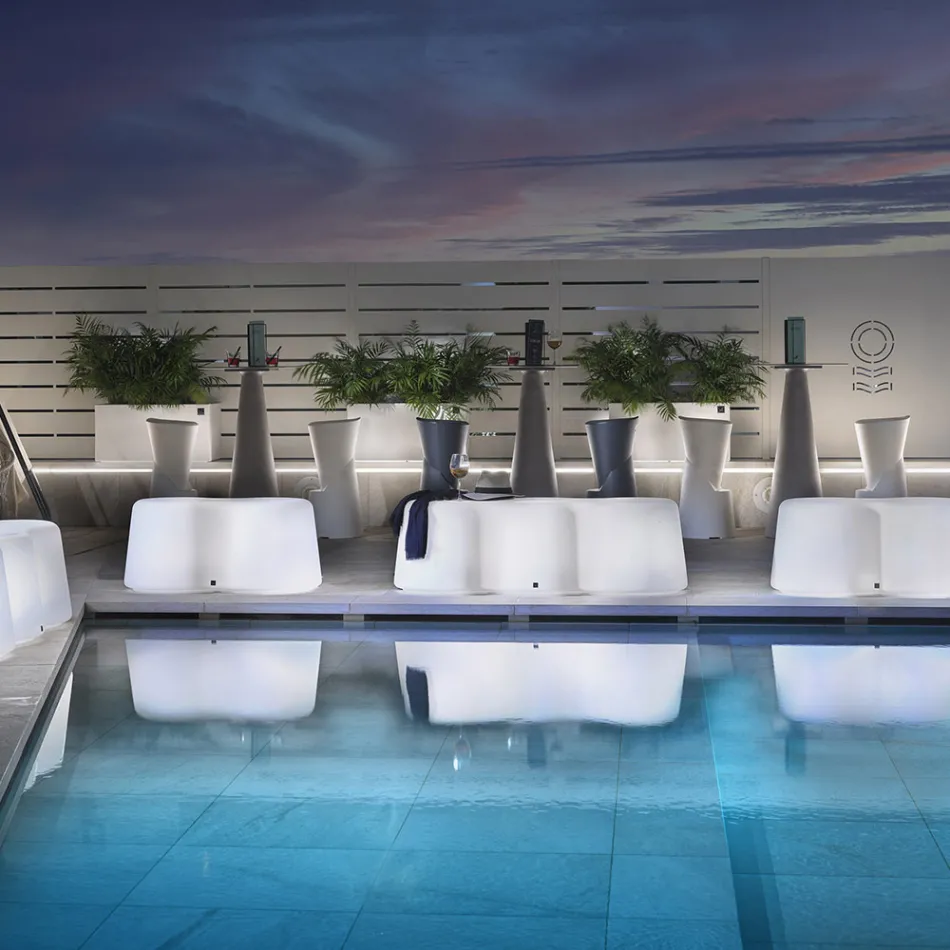 Banc d'extérieur ondulé en polyéthylène fabriqué en Italie - Brenda Viadurini