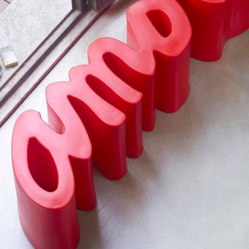 Banc design coloré Slide Love moderne fabriqué en Italie
