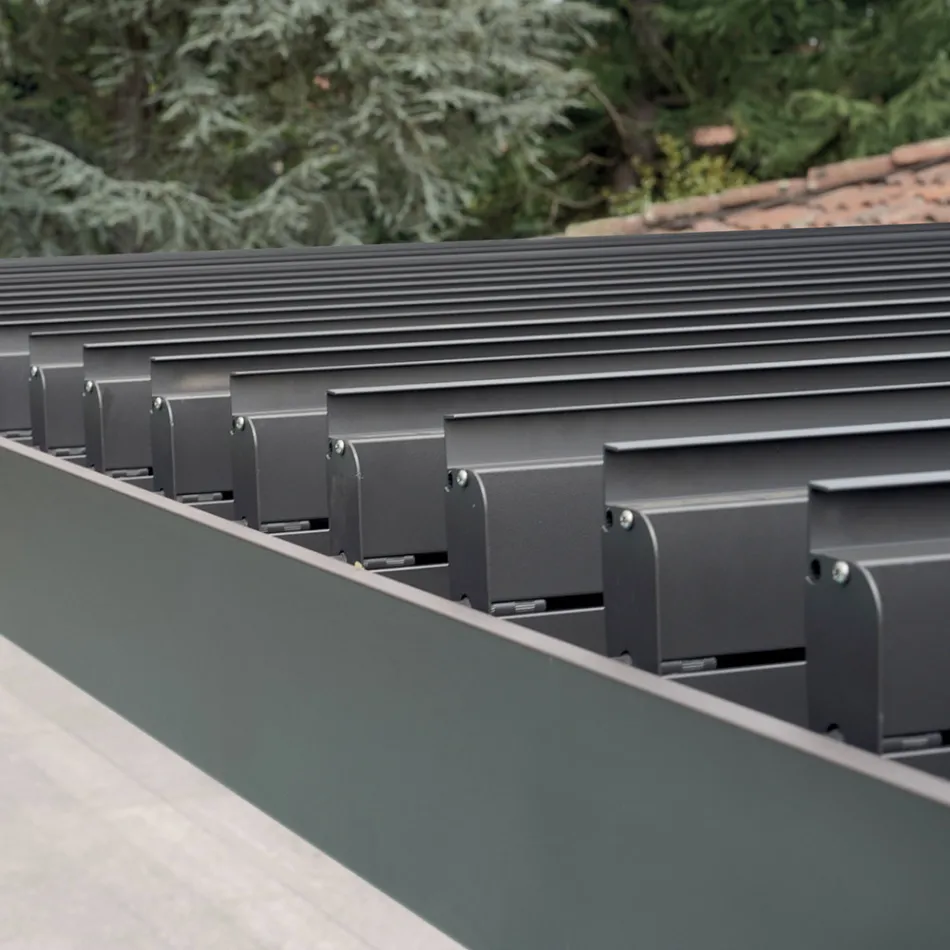 Pergola en aluminium avec toit réglable par manivelle - Eolo Viadurini