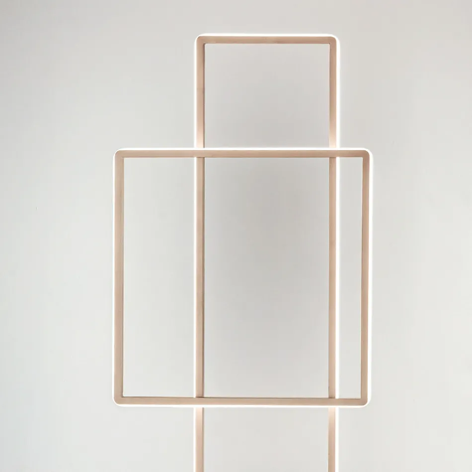 Lampadaire LED Design en Métal Peint Or ou Argent - Formal Viadurini