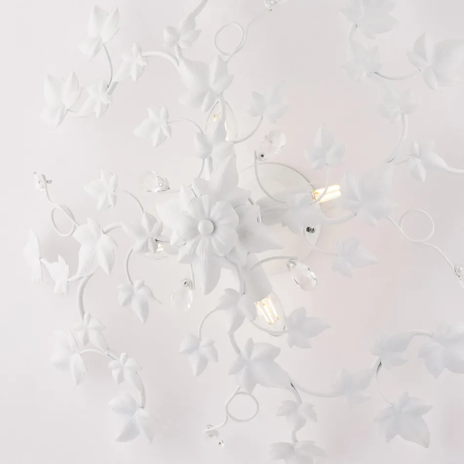 Plafonnier Orchidea à 6 lumières en métal et cristal, idéal pour les intérieurs raffinés. Viadurini