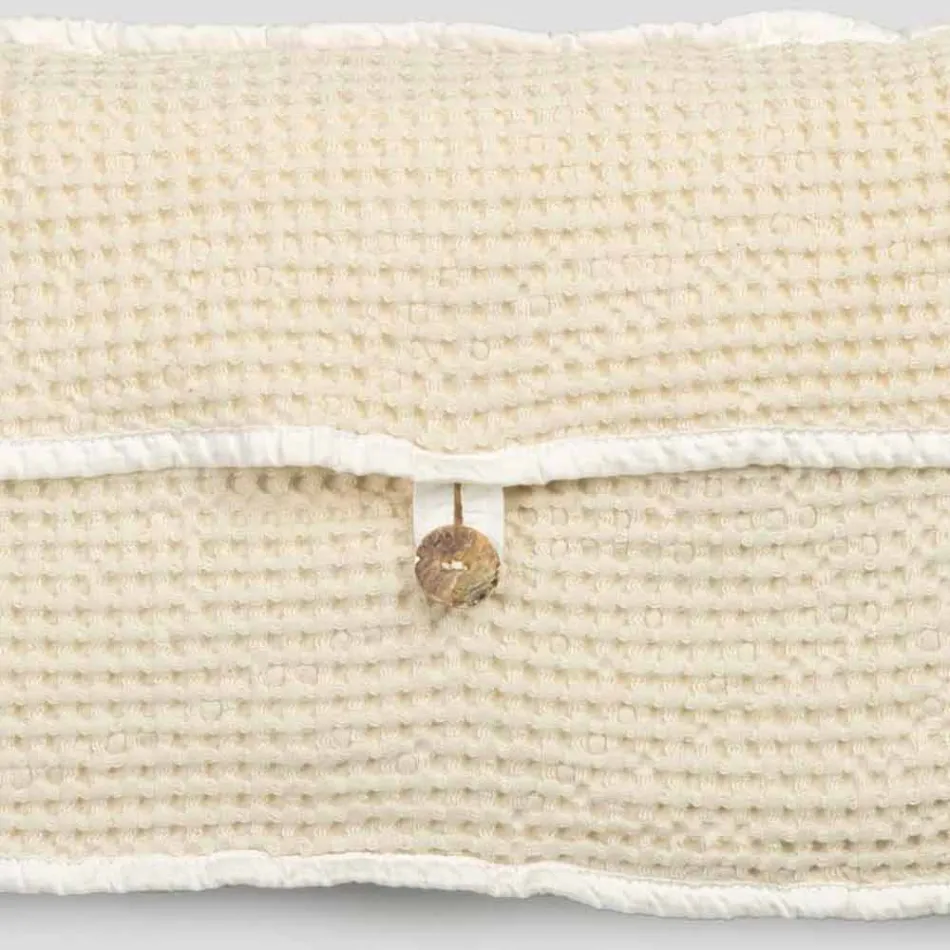 Pochette en coton nid d'abeille blanc naturel avec bouton en nacre - Anteha Viadurini