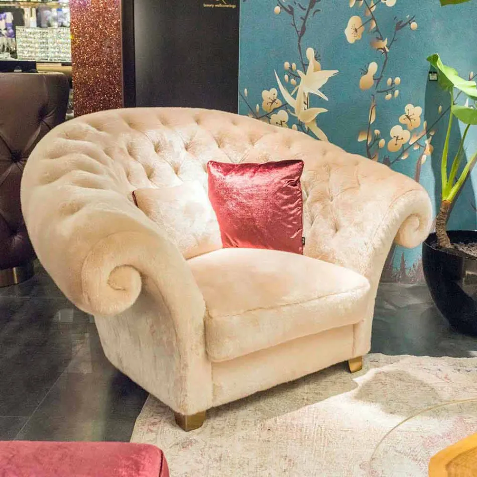 Fauteuil usiné matelassée en fausse fourrure Balma Viadurini