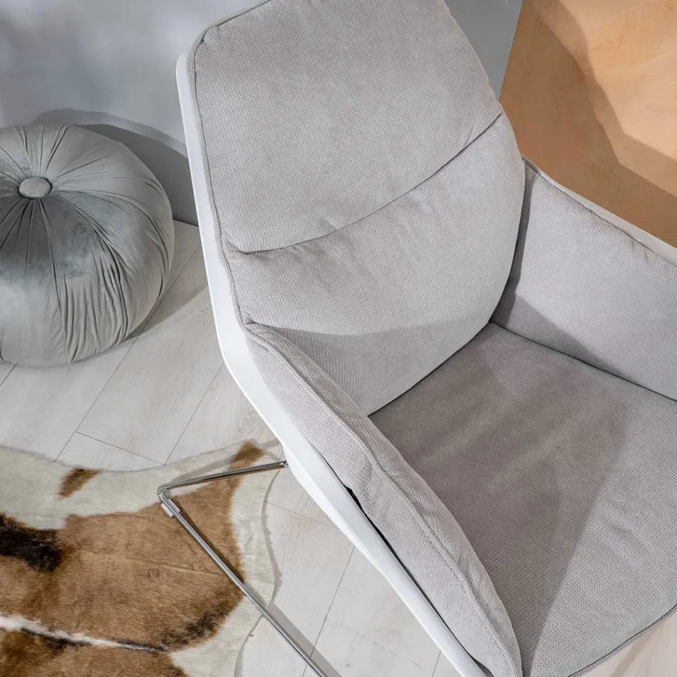 Fauteuil avec base en métal, structure en polypropylène et coussins en tissu - Tablette Viadurini