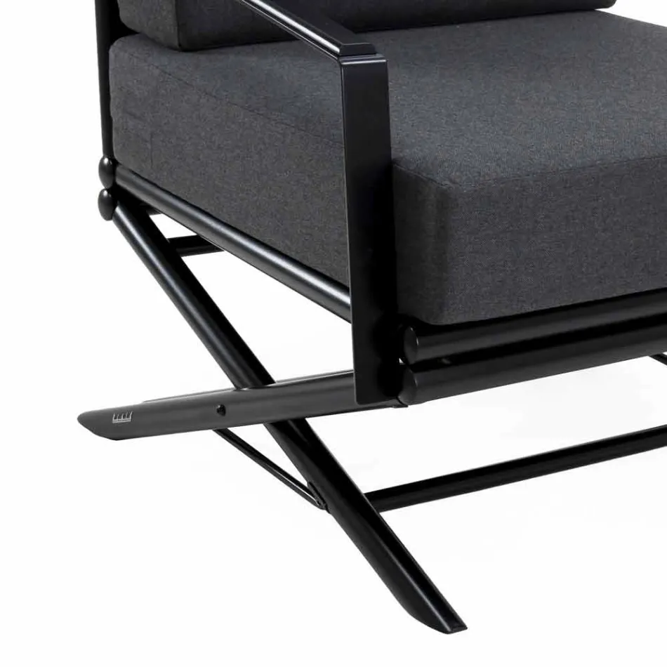 Fauteuil d'extérieur en bois naturel ou noir brillant ou mat et coussin - Suzana Viadurini