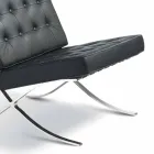 Fauteuil Morella en éco-cuir avec boutons et structure chromée Viadurini