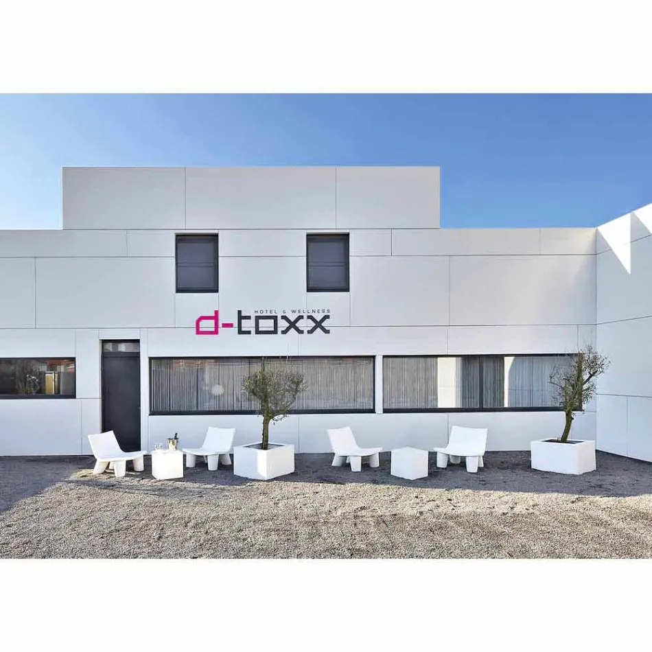 Chaise longue coulissante design Low Lita colorée fabriquée en Italie Viadurini