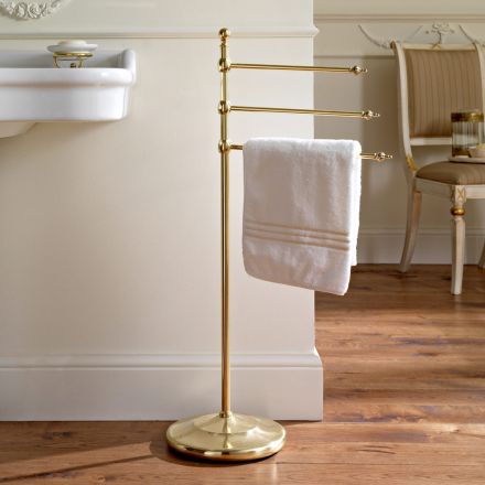 Porte-serviettes de salle de bain sur pied vintage avec 3 bras design en laiton – Brest Viadurini