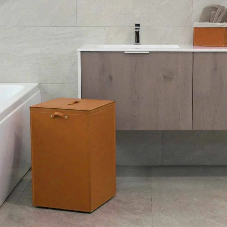 Panier à linge en cuir à base carrée David, fabriqué en Italie Viadurini