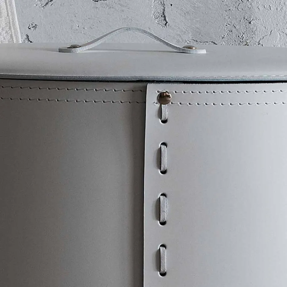 Panier à linge ovale en cuir régénéré Riky fabriqué en Italie Viadurini