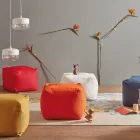 Pouf carré doux pour l'intérieur et l'extérieur en tissu de différentes couleurs - Naemi Viadurini