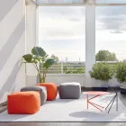 Pouf carré doux pour l'intérieur et l'extérieur en tissu de différentes couleurs - Naemi Viadurini