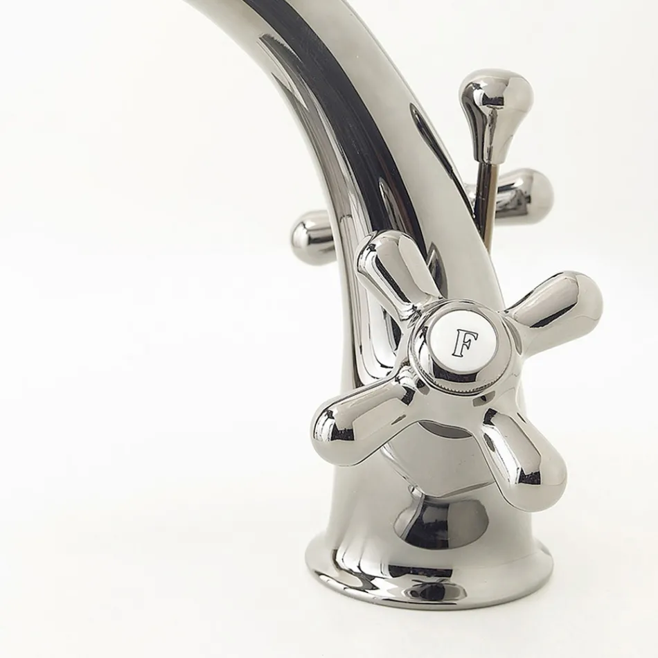 Robinet de Lavabo Monotrou en Laiton avec Drain de Style Classique - Ercolina Viadurini