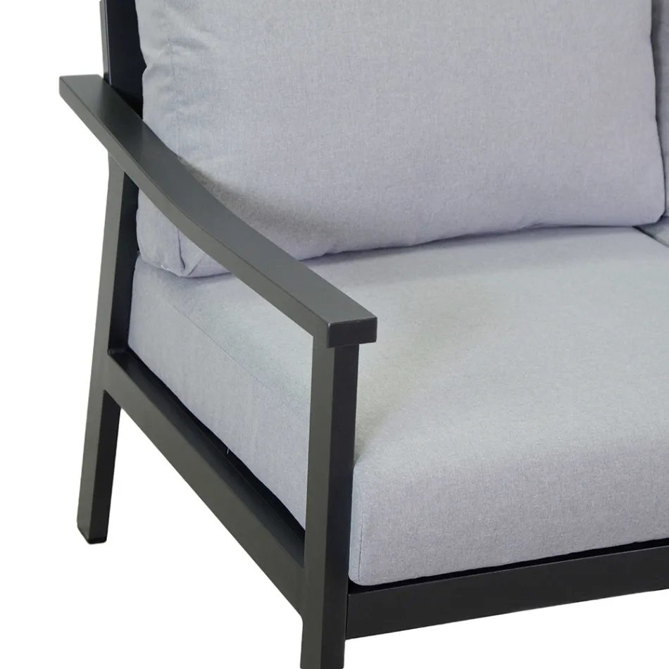 Salon comprenant 1 canapé, 2 fauteuils et 1 table basse - Ticket Viadurini