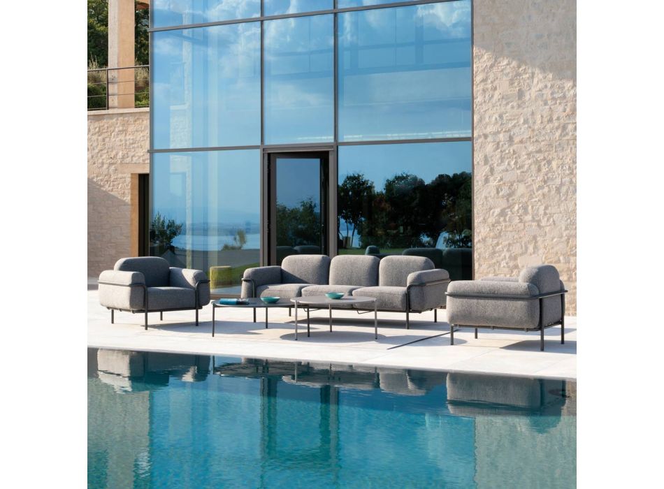 Salon d'extérieur avec canapé et 2 fauteuils en tissu Made in Italy - Suki Viadurini