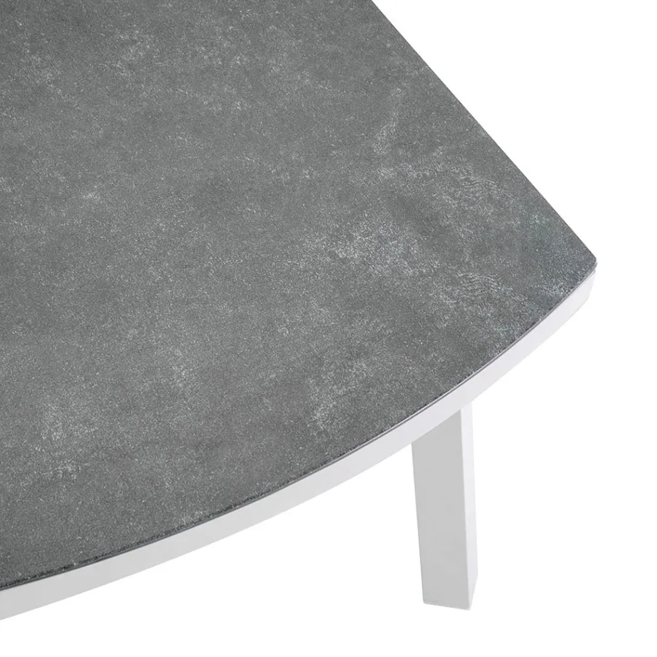 Salon d'extérieur en aluminium blanc et coussins crème - Relaz Viadurini