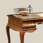 Bureau avec 5 tiroirs en bois de noyer et écocuir Made in Italy - Hastings Viadurini