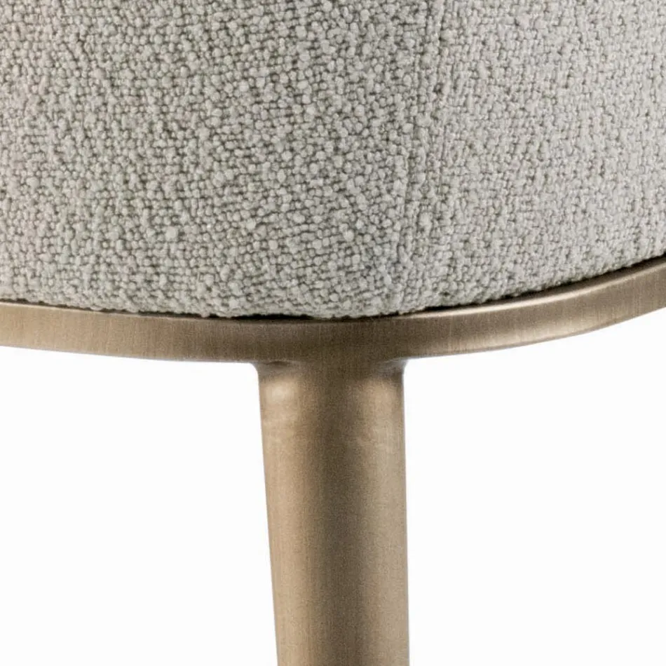 Chaise avec accoudoirs avec assise rembourrée et pieds en acier fabriquée en Italie - Ascoli Viadurini