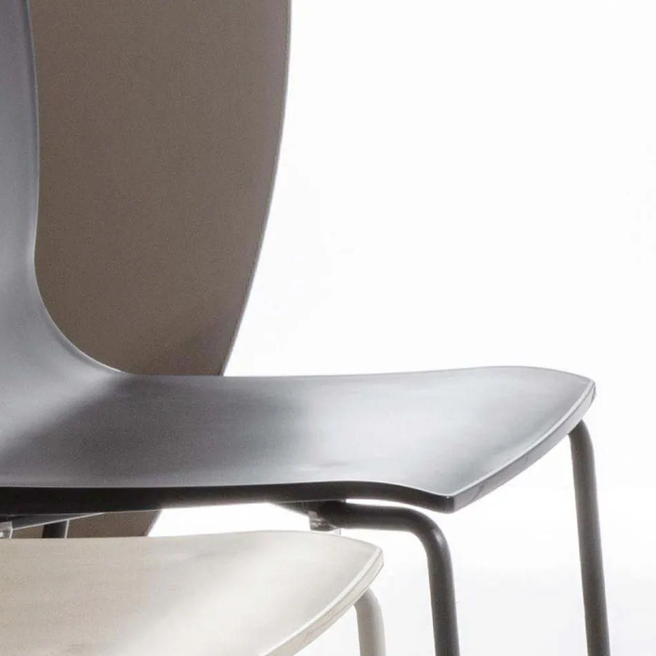 Chaise de salle à manger en polypropylène avec base en métal, 4 pièces - Alina Viadurini