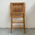 Chaise d'extérieur pliante en teck avec accoudoirs – Yggdrasil Viadurini