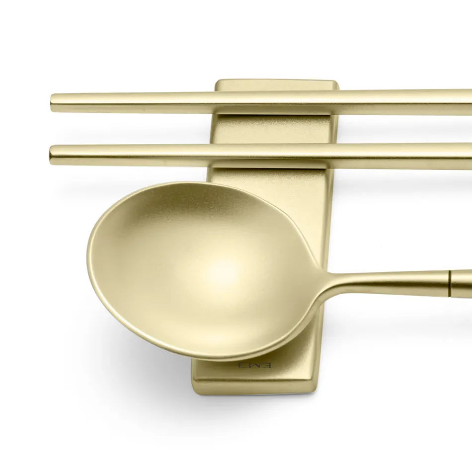 Ensemble composé d'une cuillère à fruits, de baguettes et d'un repose-couverts - Osaka Viadurini