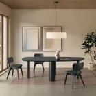 Ensemble de deux chaises avec finition effet bois et assise en tissu rembourré - Antea Viadurini