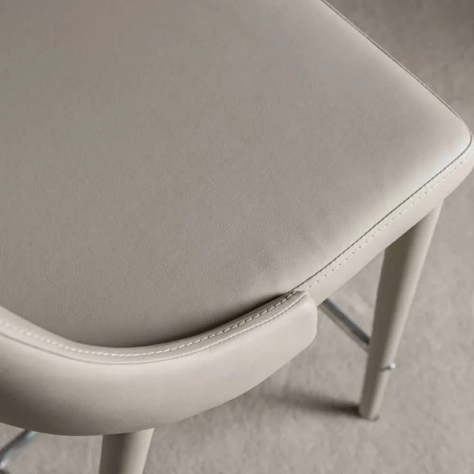 Tabouret avec dossier, piètement en métal design - Berenice Viadurini