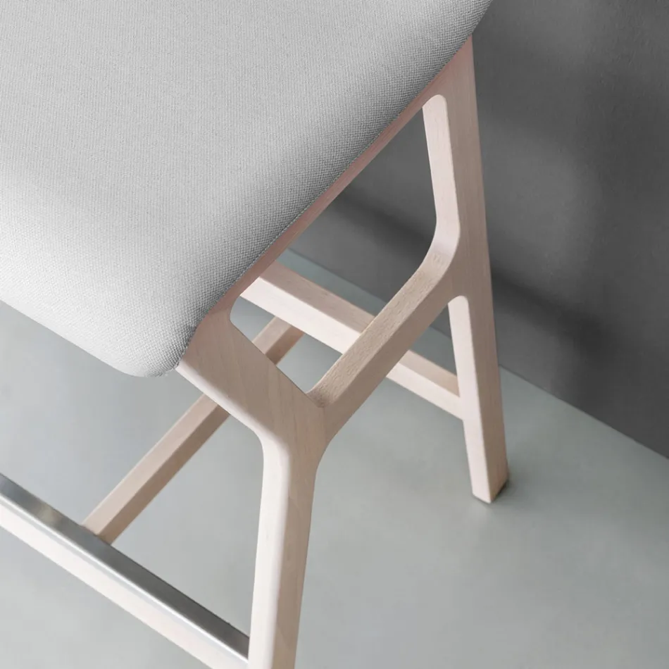 Tabouret en hêtre massif avec assise en tissu fabriqué en Italie - Regensburg Viadurini