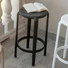 Tabouret en polypropylène renforcé de fibre de verre de différentes couleurs - Neev Viadurini