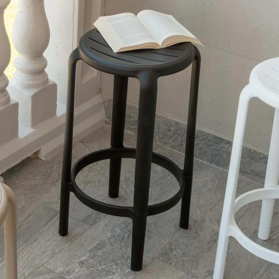 Tabouret en polypropylène renforcé de fibre de verre de différentes couleurs - Neev Viadurini