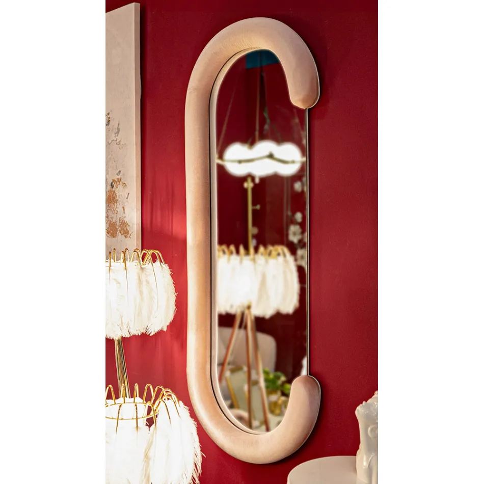 Miroir mural en forme de C avec cadre en MDF recouvert de velours - Micheal Viadurini