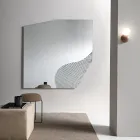 Miroir mural Lirion avec insert à rayures bicolores, fabriqué en Italie Viadurini