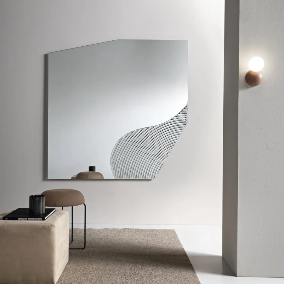 Miroir mural Lirion avec insert à rayures bicolores, fabriqué en Italie Viadurini