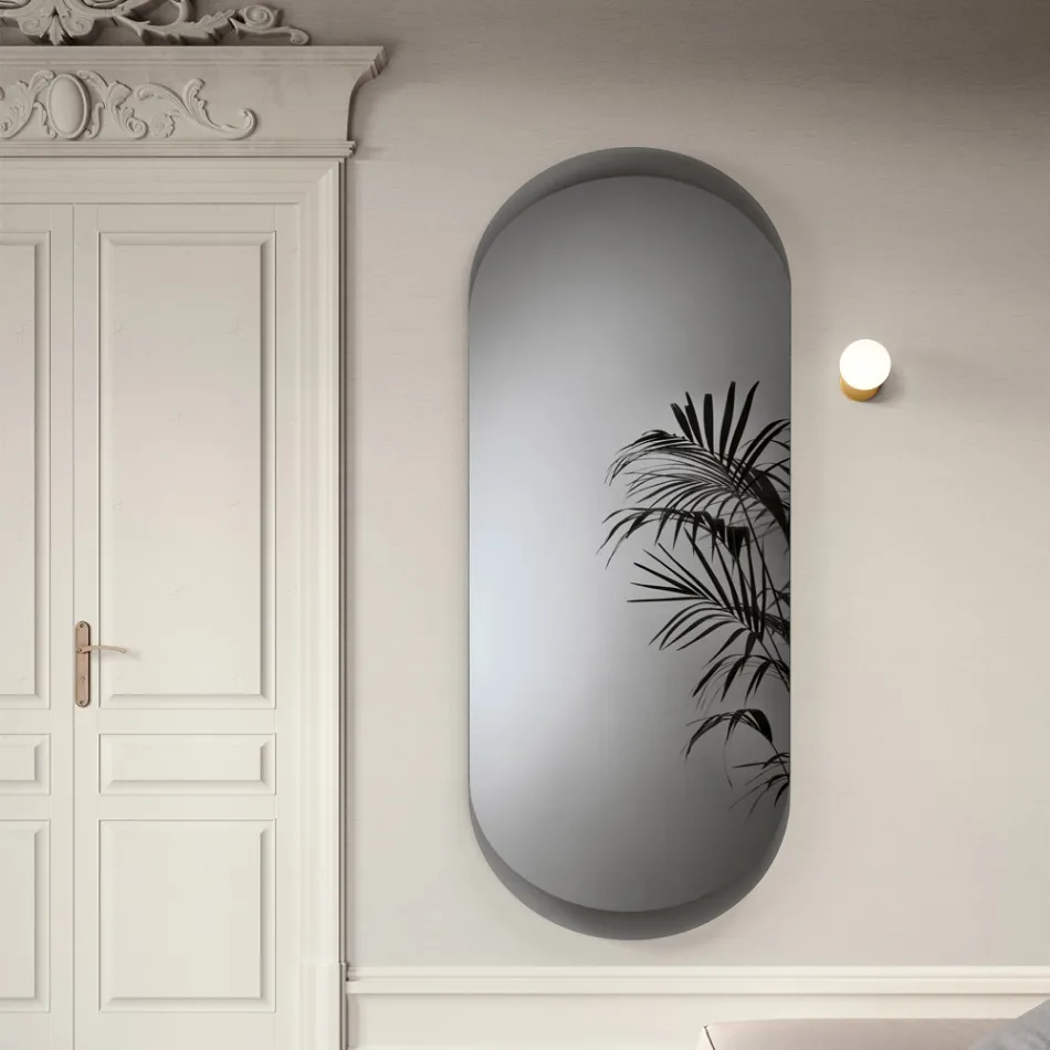 Miroir mural Ecla de forme allongée et aux coins arrondis, fabriqué en Italie Viadurini