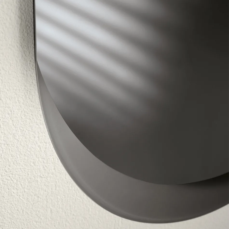 Miroir mural Ecla de forme allongée et aux coins arrondis, fabriqué en Italie Viadurini