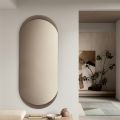 Miroir mural Ecla de forme allongée et aux coins arrondis, fabriqué en Italie