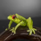 Figurine en forme de grenouille sur une branche en verre coloré Made in Italy - Froggy Viadurini