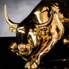 Figurine en céramique faite main en forme de taureau fabriquée en Italie - Bulino Viadurini