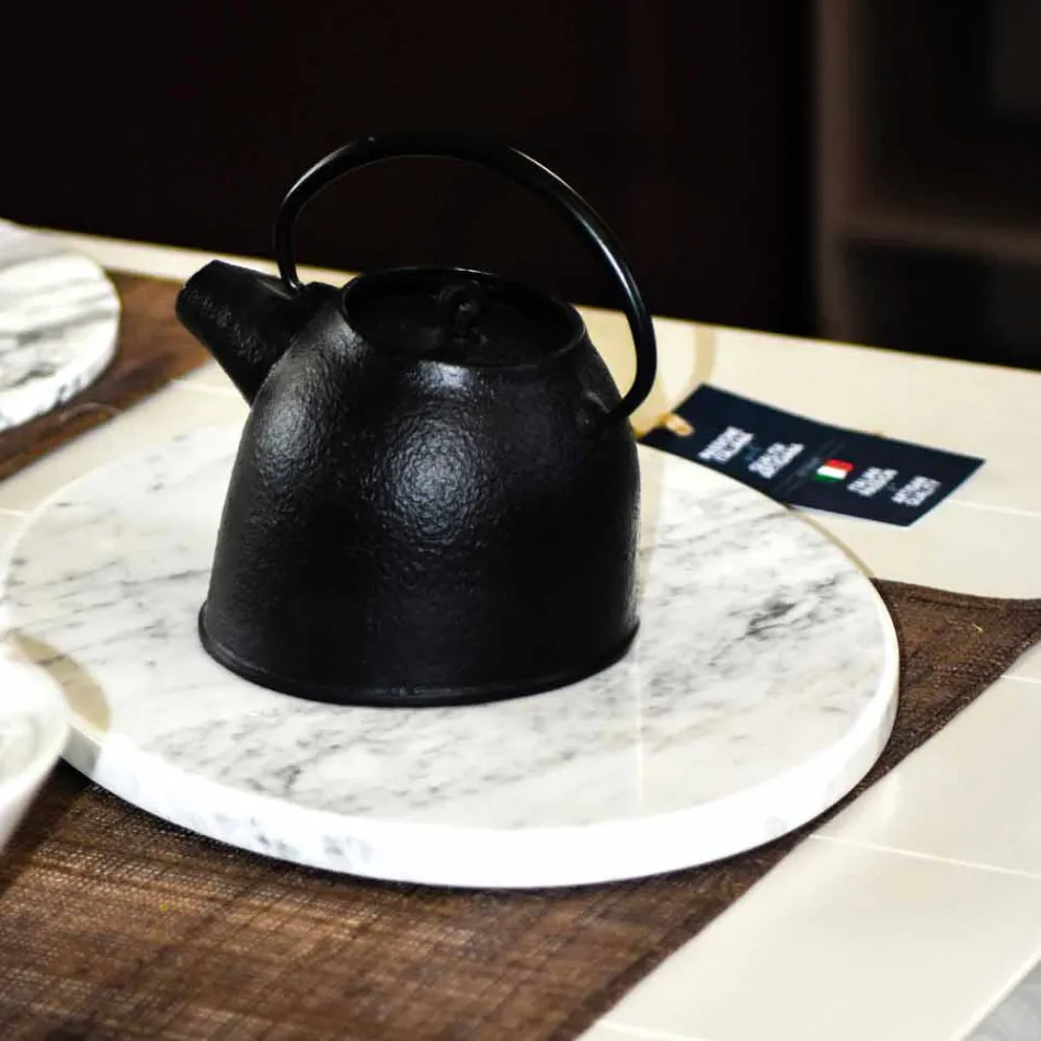 Planche à découper ovale moderne en marbre blanc de Carrare fabriqué en Italie - Masha Viadurini