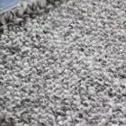 Tapis en laine à franges design large et moderne noir ou crème - Jacqueline Viadurini