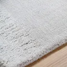 Grand tapis coloré en laine et soie avec bande de conception moderne - Mélange Viadurini