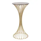 Table Basse Ronde Haute en Fer Doré avec Sphères et Plateau en Verre Fumé - Dexter Viadurini