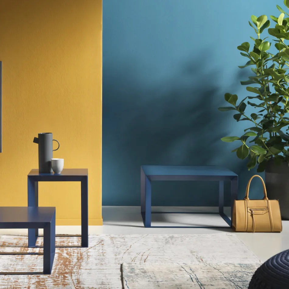 Table basse carrée design en métal en 2 tailles - Josyane Viadurini