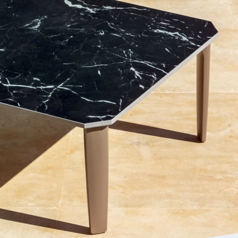 Table basse d'extérieur carrée en aluminium et grès de haute qualité - Filomena Viadurini