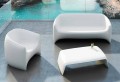 Table basse de jardin en polyéthylène Blow Vondom, design moderne