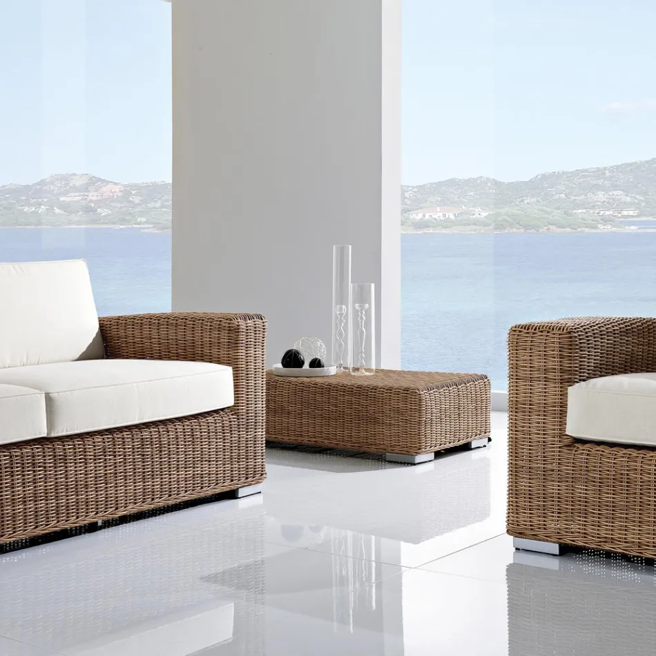 Table basse de jardin en polyrotin tressé à la main - Yoko Viadurini