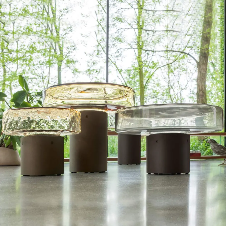 Table basse avec plateau en verre et base en métal fabriquée en Italie - Batulla Viadurini