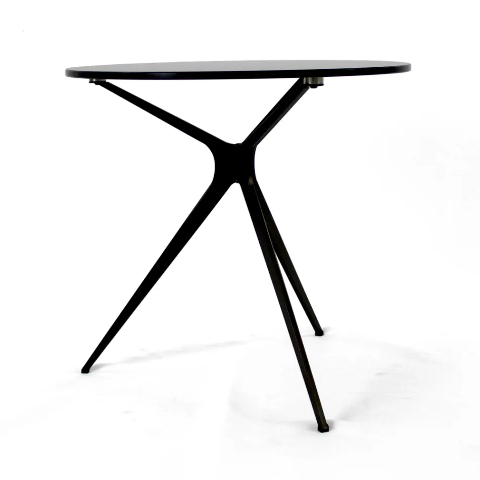 Table basse avec plateau rond en verre et 3 pieds fabriquée en Italie - Siste Viadurini