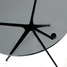 Table basse avec plateau rond en verre et 3 pieds fabriquée en Italie - Siste Viadurini