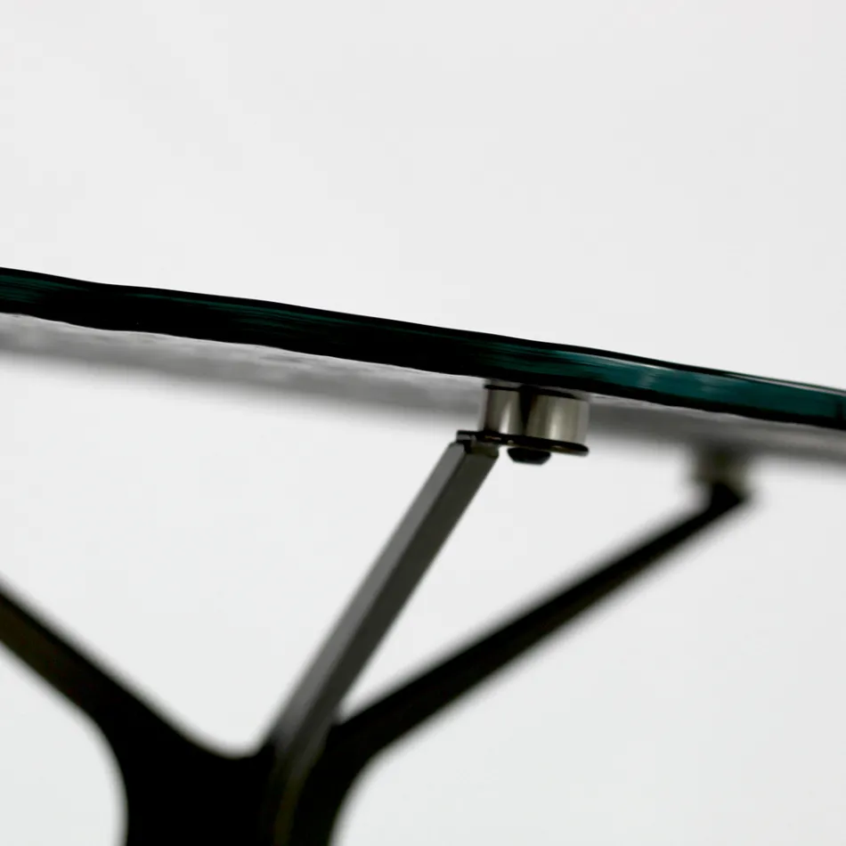 Table basse avec plateau rond en verre et 3 pieds fabriquée en Italie - Siste Viadurini